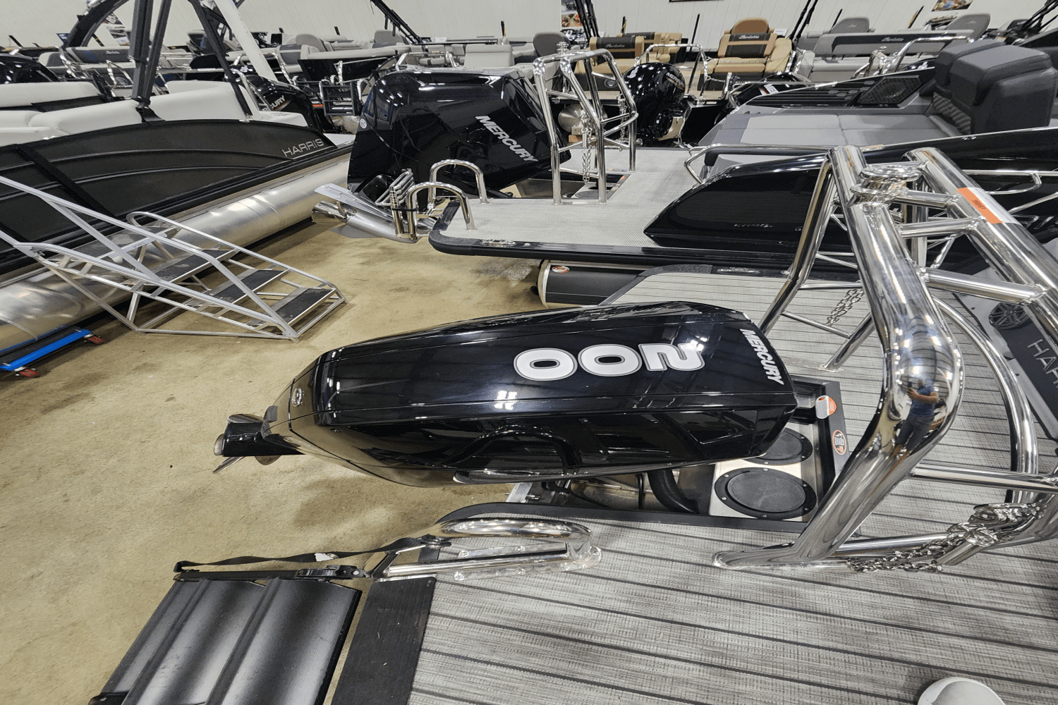 2025 Harris 230 Solstice Image Thumbnail #10