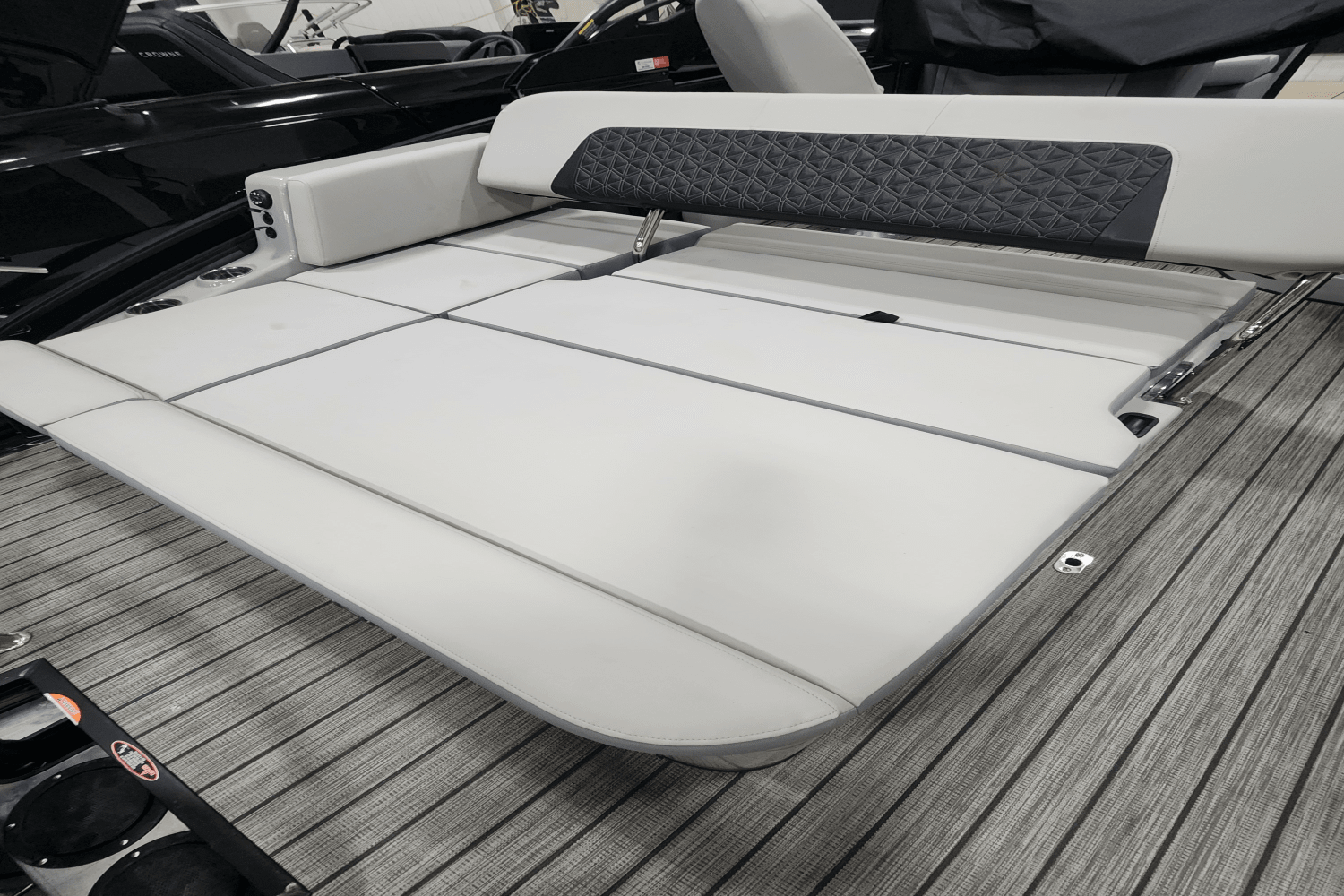 2025 Harris 230 Solstice Image Thumbnail #6