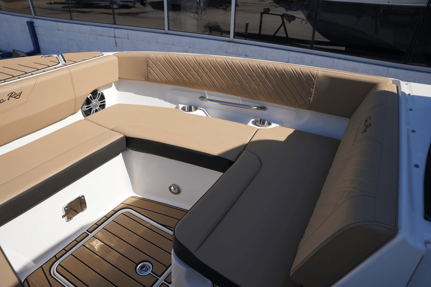 2025 Sea Ray SDX 270 Surf Image Thumbnail #23