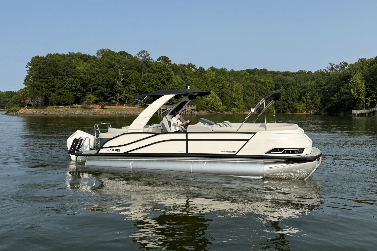 2025 Harris Grand Mariner 250 Image Thumbnail #1
