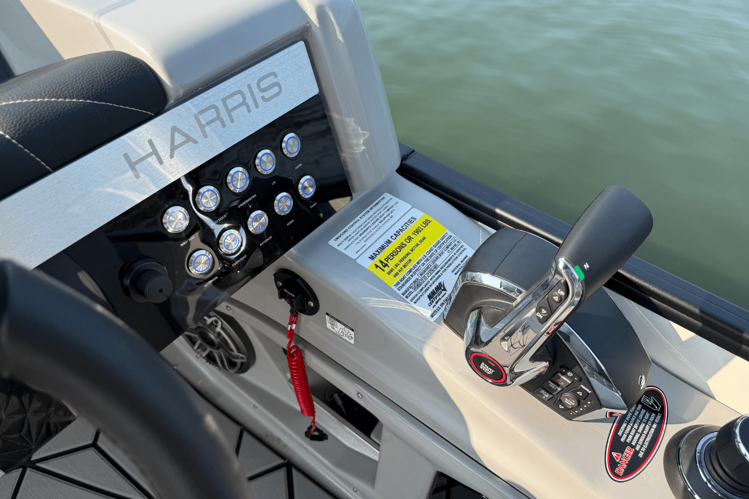 2025 Harris Grand Mariner 250 Image Thumbnail #19