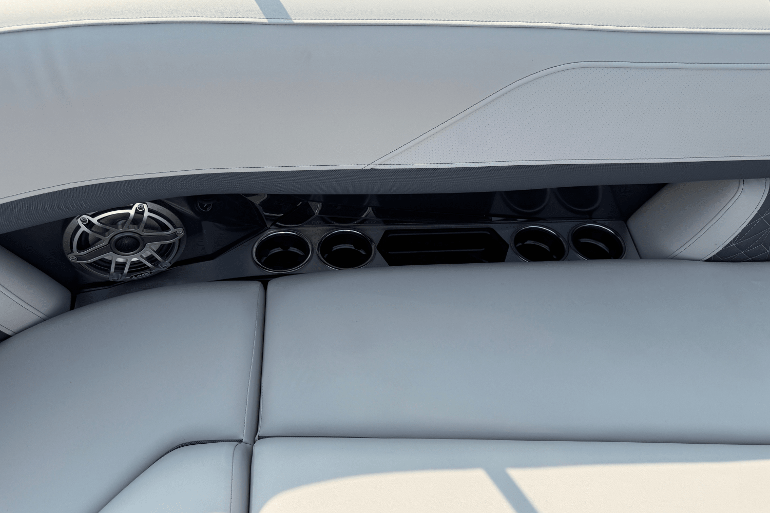 2025 Harris Grand Mariner 250 Image Thumbnail #30