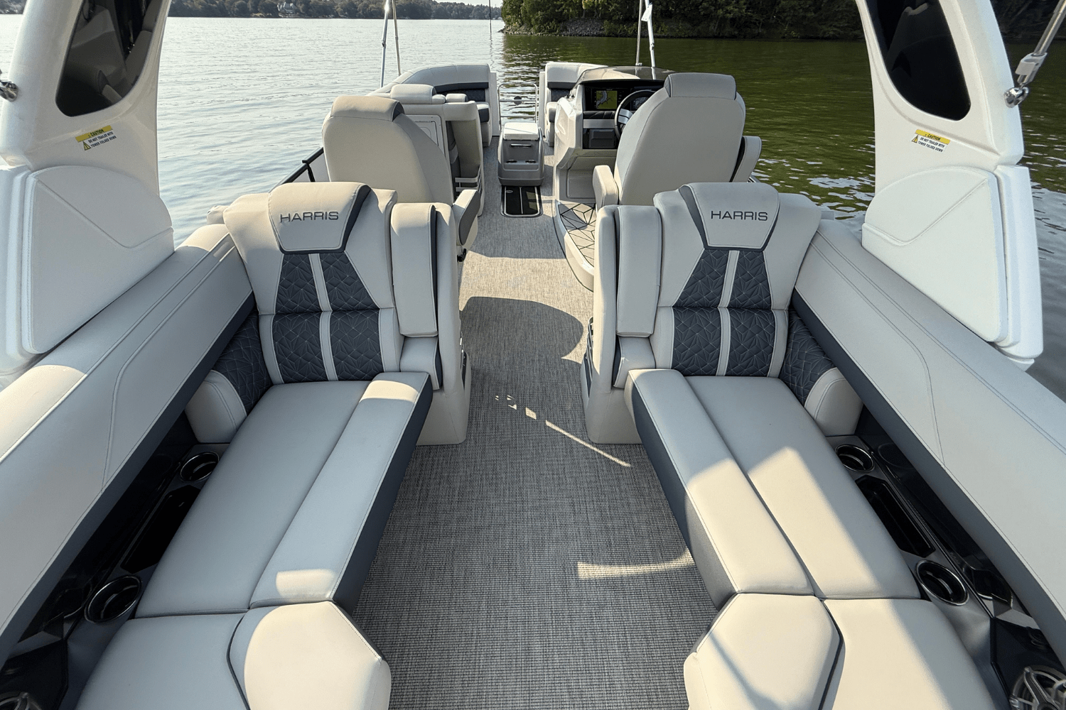 2025 Harris Grand Mariner 250 Image Thumbnail #16
