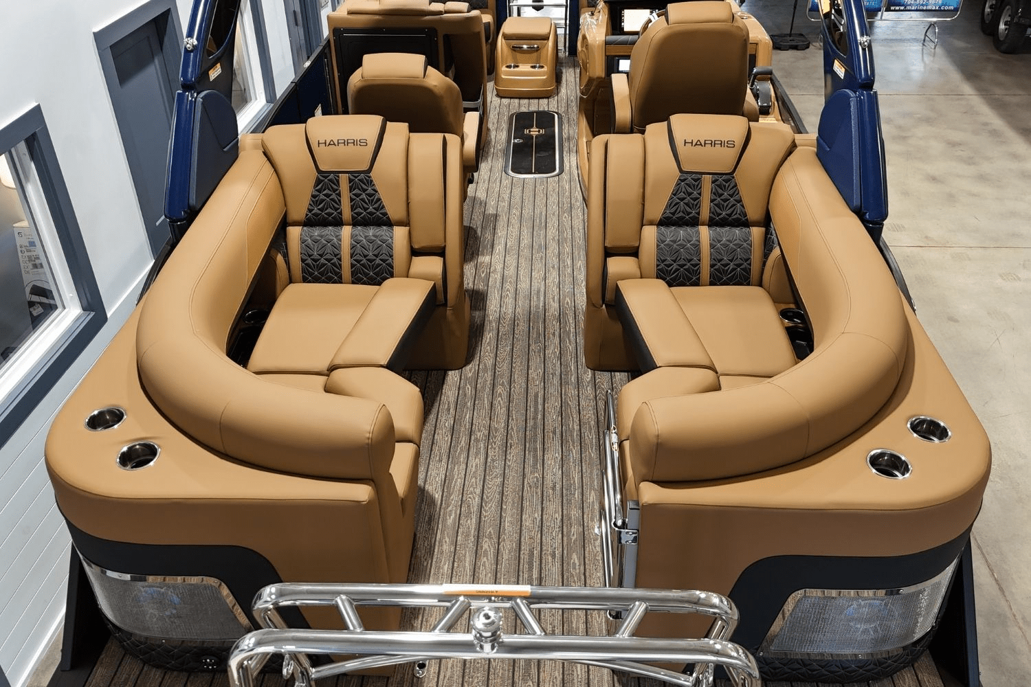 2025 Harris 230 Grand Mariner Image Thumbnail #12