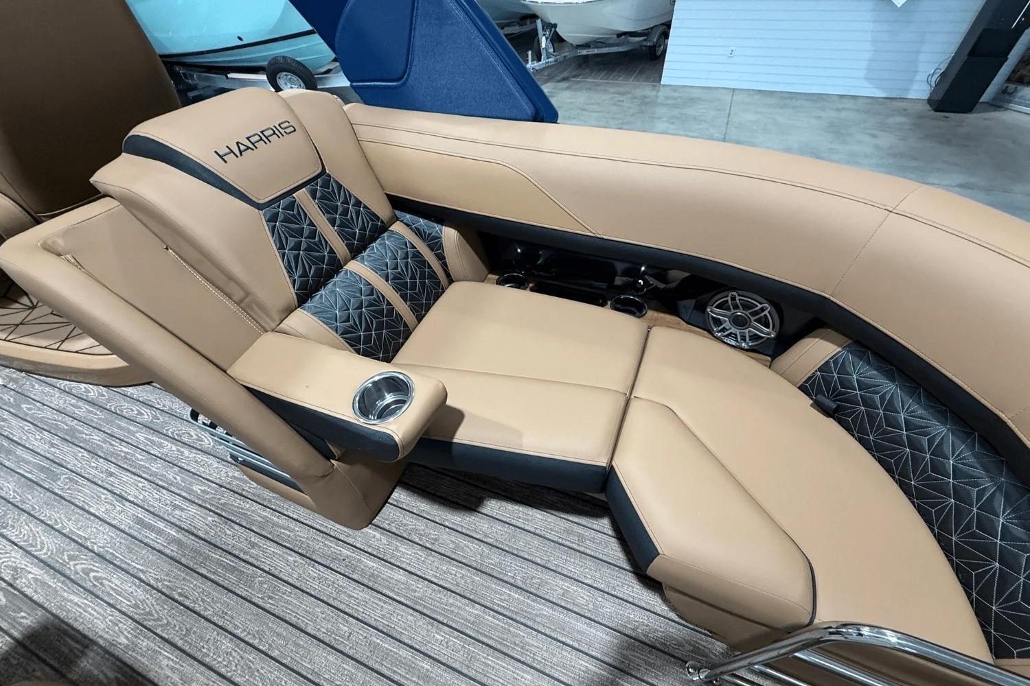 2025 Harris 230 Grand Mariner Image Thumbnail #15