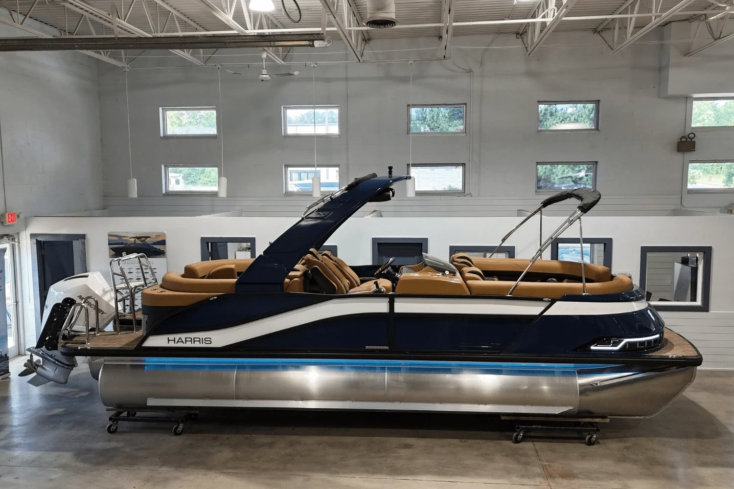 2025 Harris 230 Grand Mariner Image Thumbnail #1