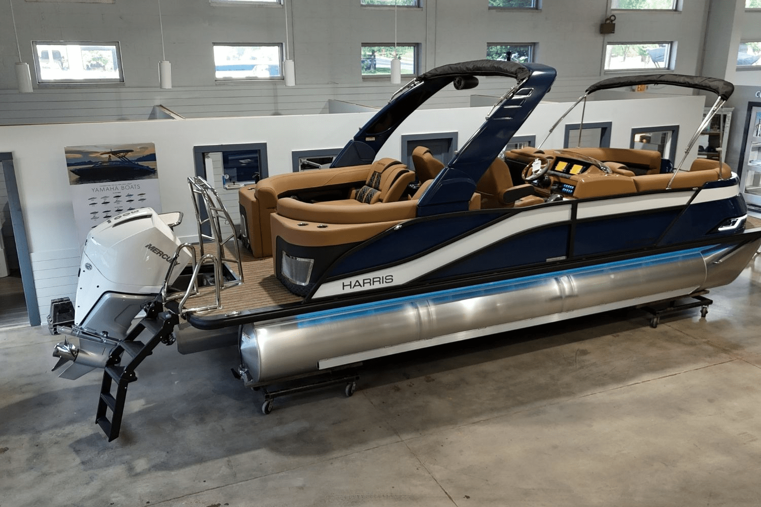 2025 Harris 230 Grand Mariner Image Thumbnail #5