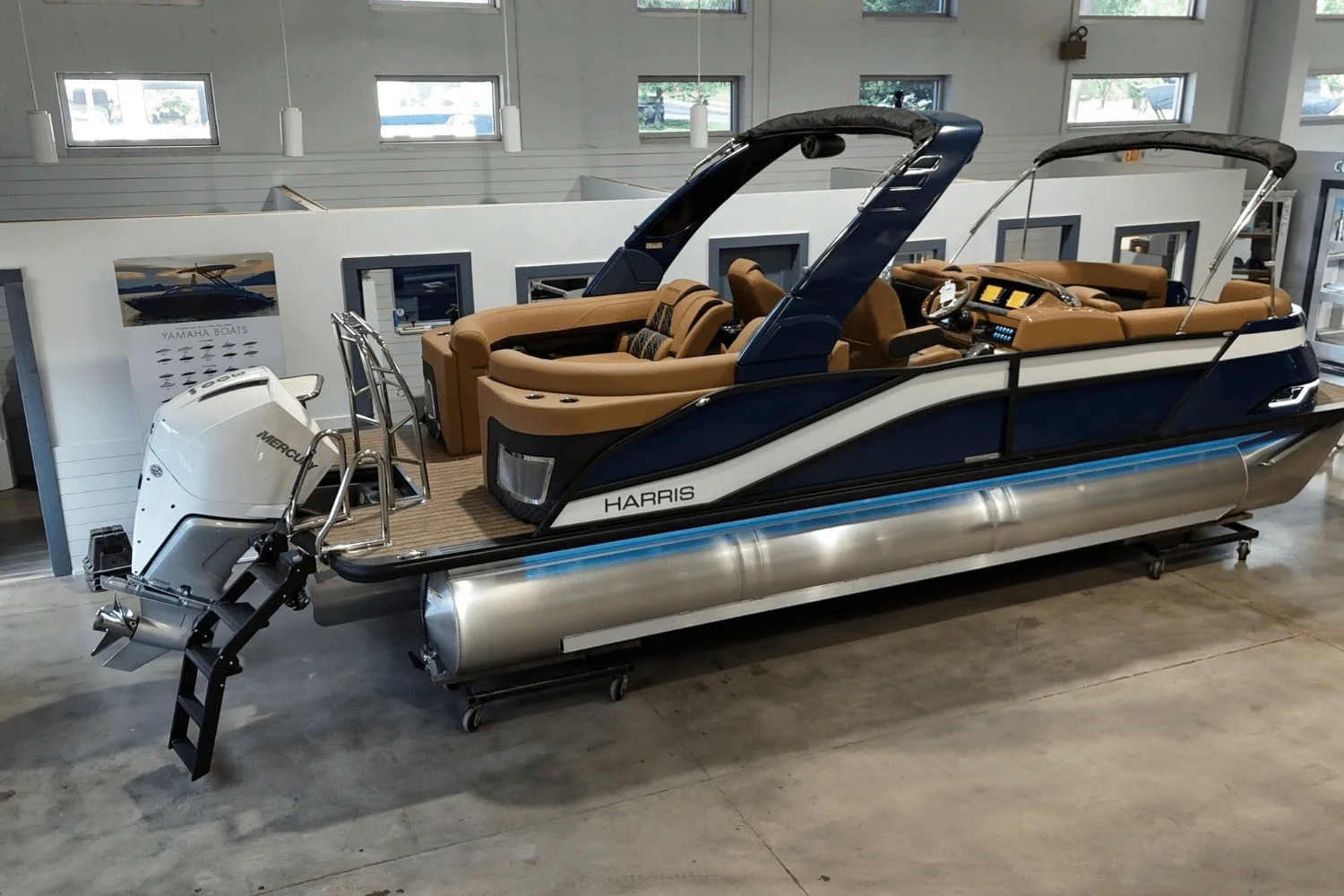 2025 Harris 230 Grand Mariner Image Thumbnail #5