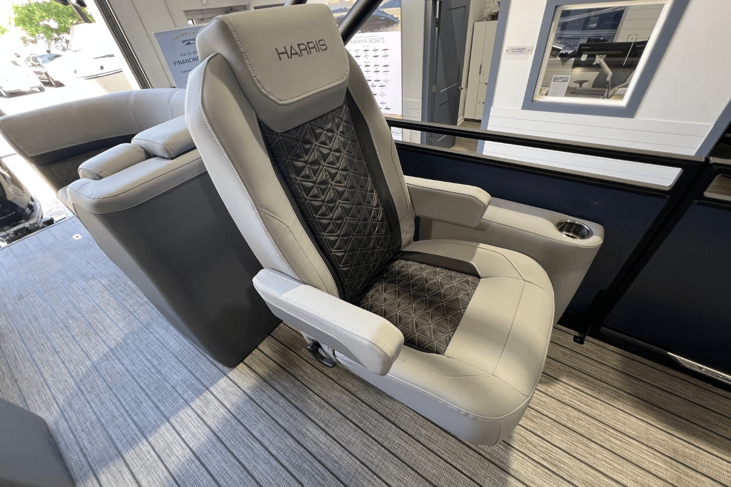 2025 Harris 250 Solstice Image Thumbnail #14