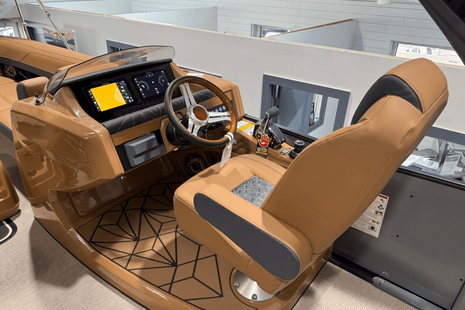 2025 Harris Grand Mariner 250 Image Thumbnail #14