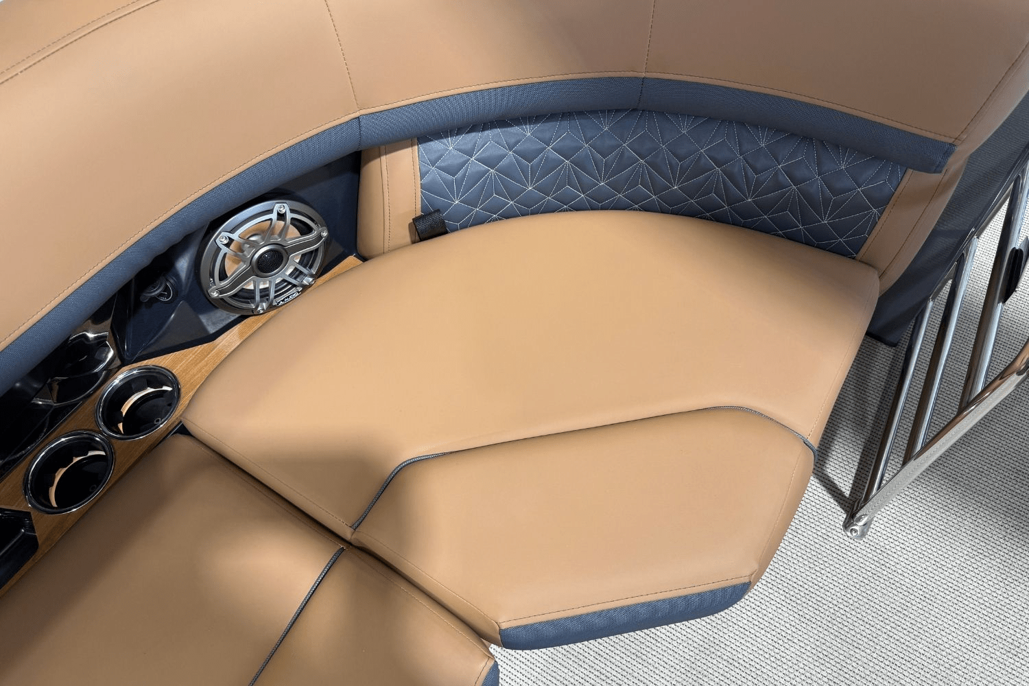2025 Harris Grand Mariner 250 Image Thumbnail #22