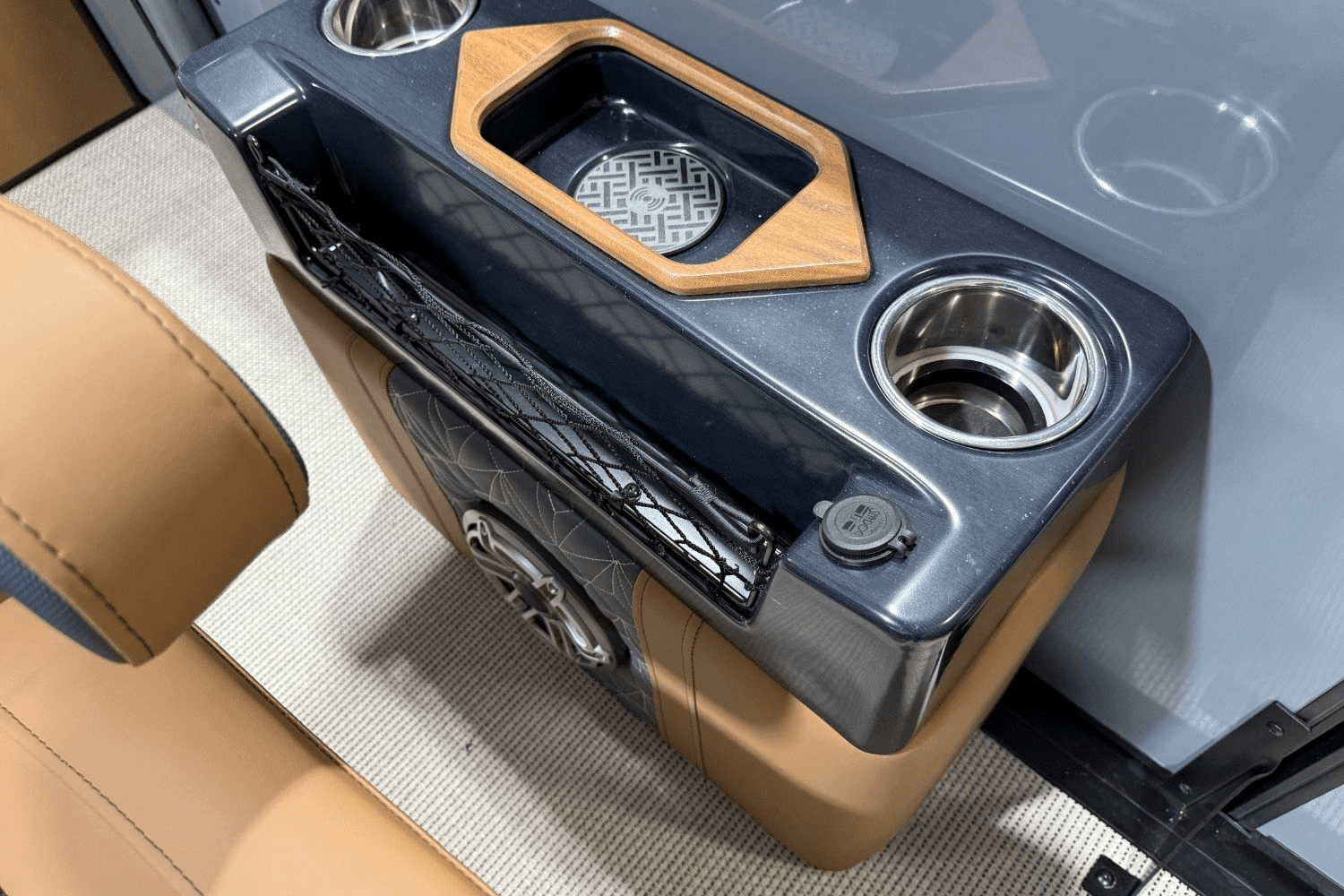 2025 Harris Grand Mariner 250 Image Thumbnail #18
