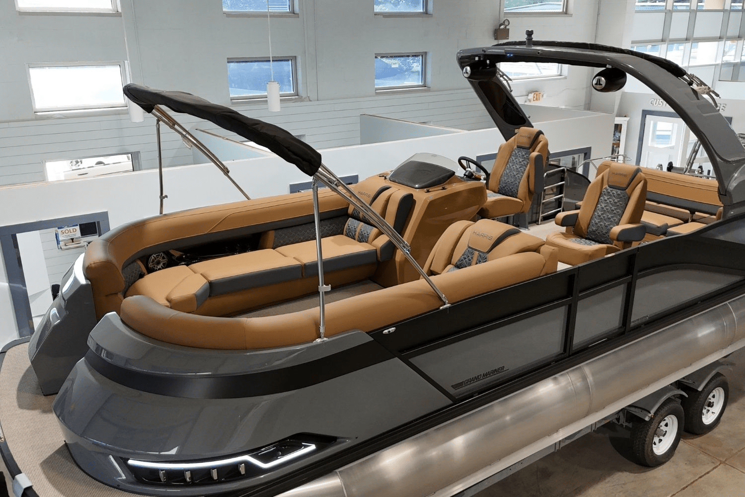 2025 Harris Grand Mariner 250 Image Thumbnail #3