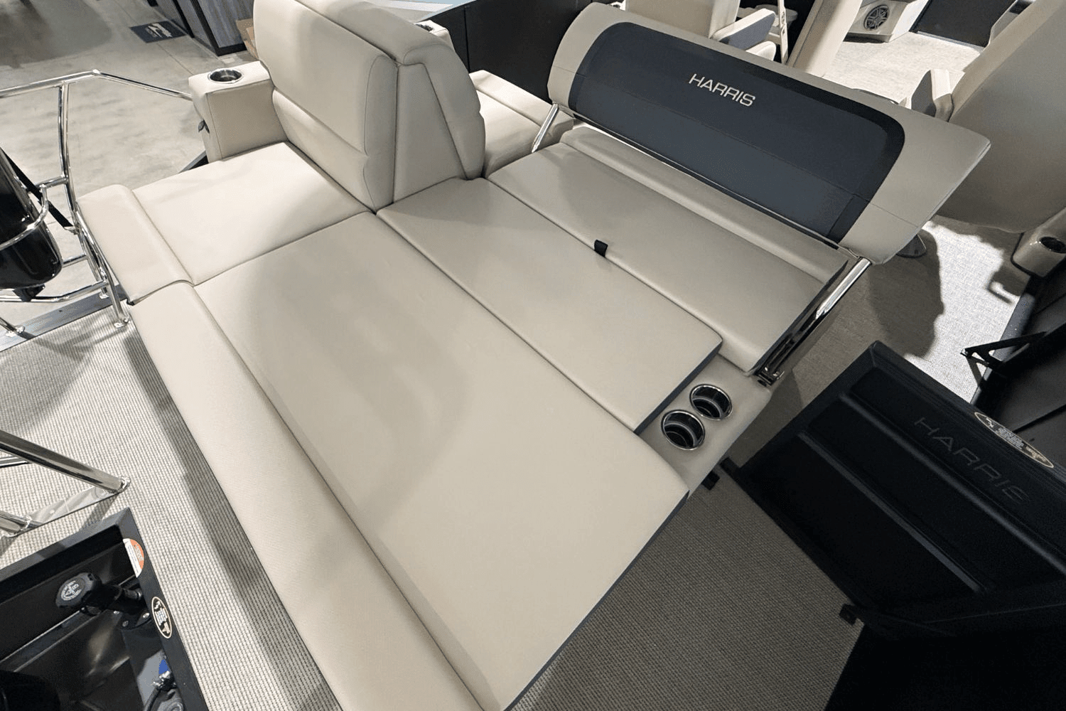 2025 Harris 230 Cruiser Image Thumbnail #9