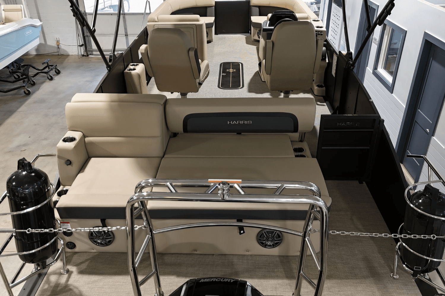 2025 Harris 230 Cruiser Image Thumbnail #8