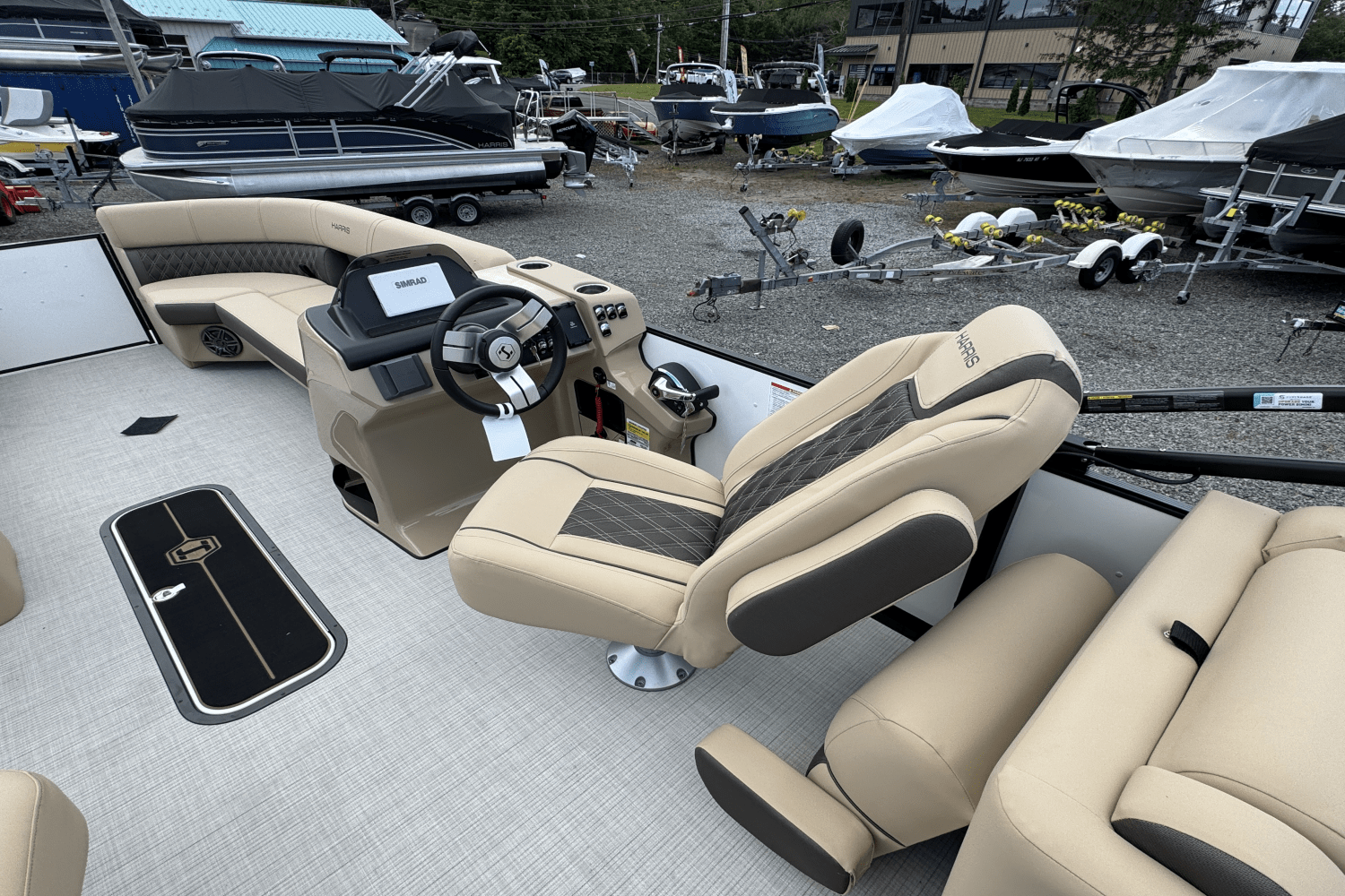 2025 Harris 230 Sunliner Image Thumbnail #11