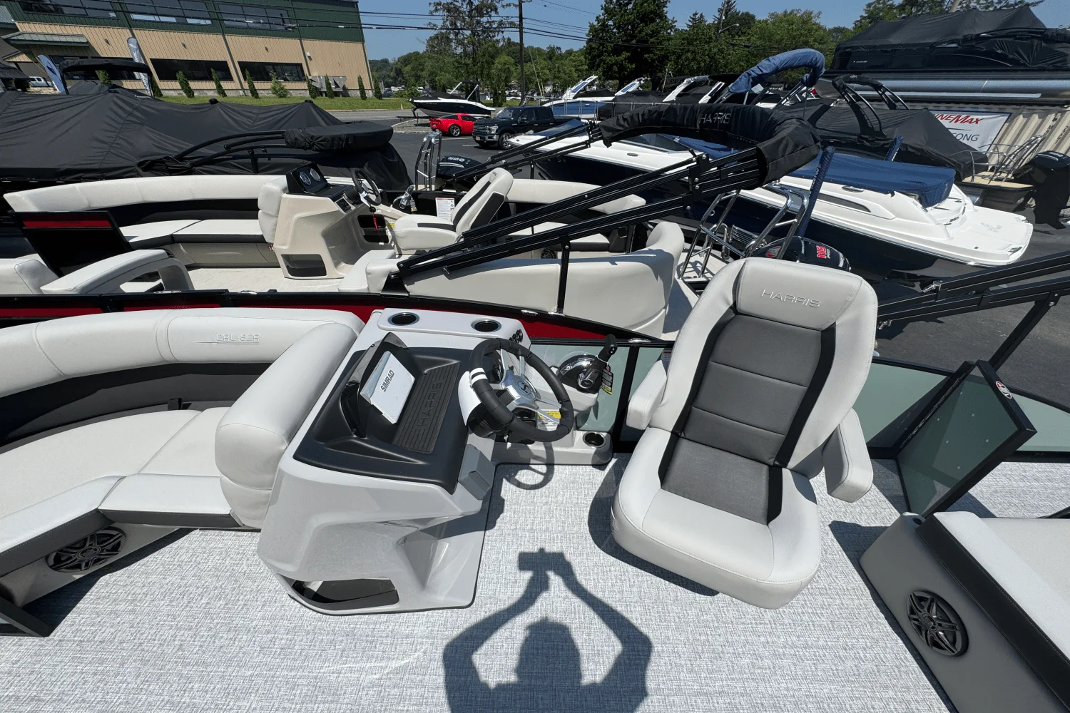 2025 Harris Cruiser 190 Image Thumbnail #10