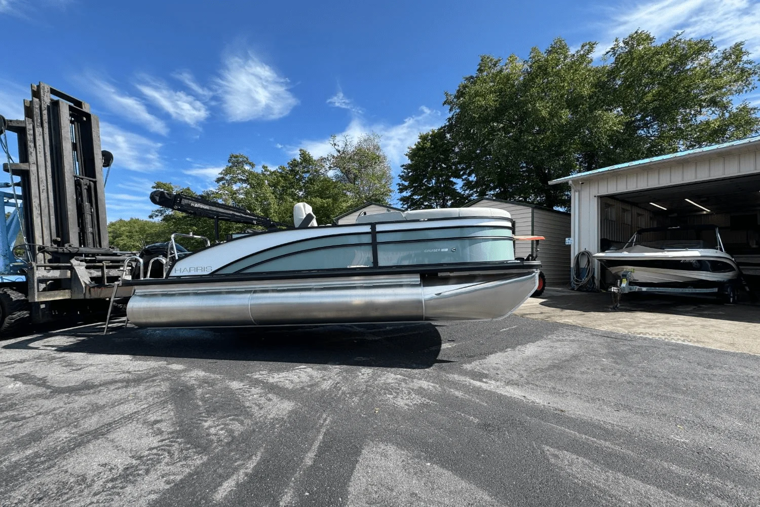 2025 Harris Cruiser 190 Image Thumbnail #0