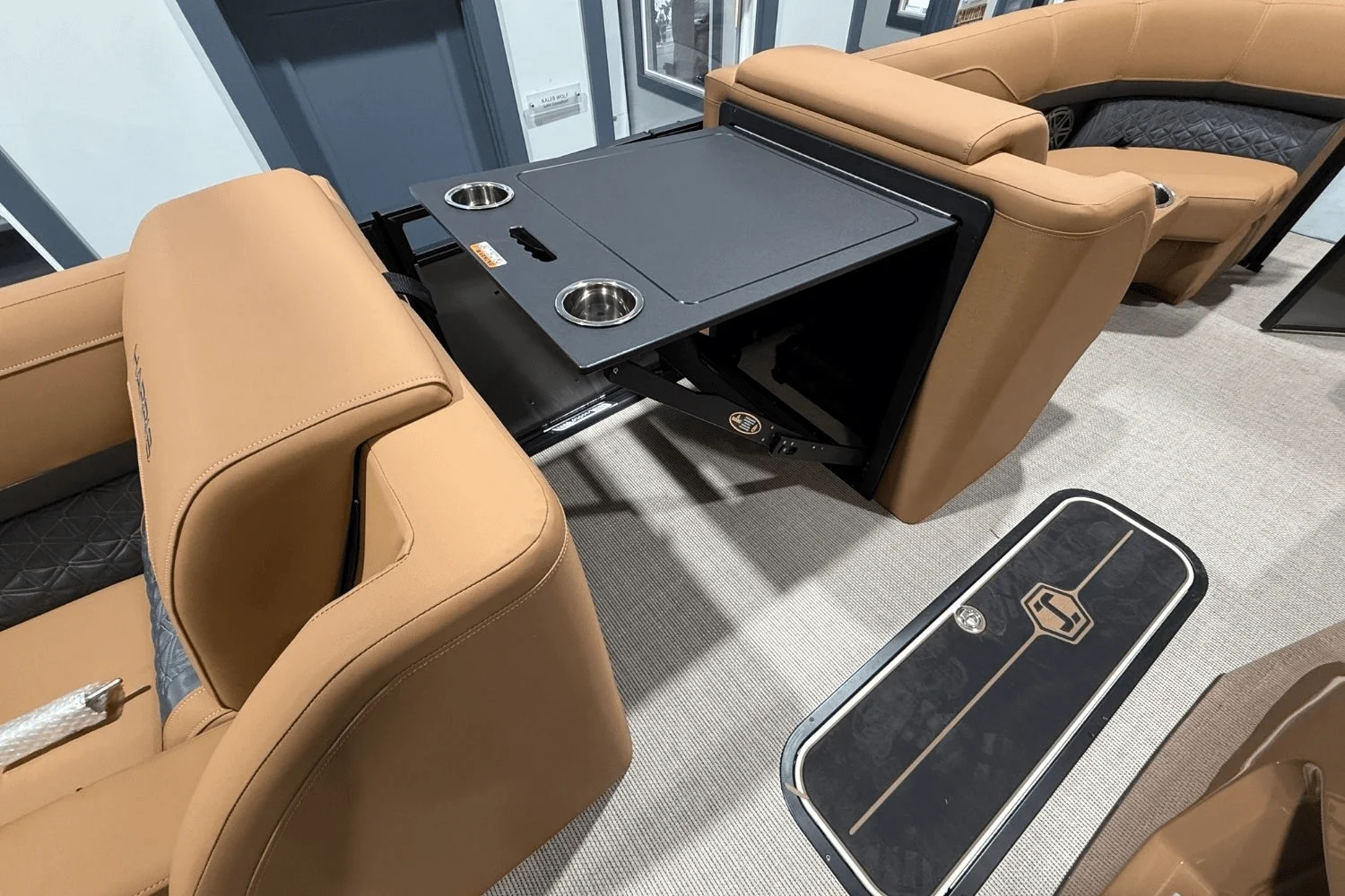 2025 Harris 230 Solstice Image Thumbnail #16