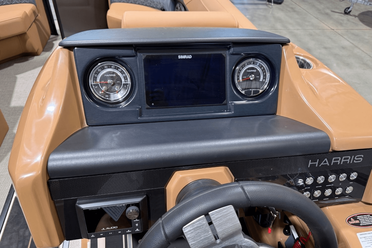 2025 Harris 230 Solstice Image Thumbnail #20
