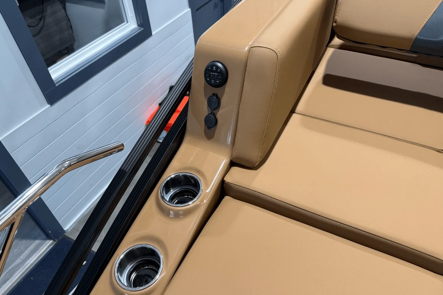 2025 Harris 230 Solstice Image Thumbnail #8