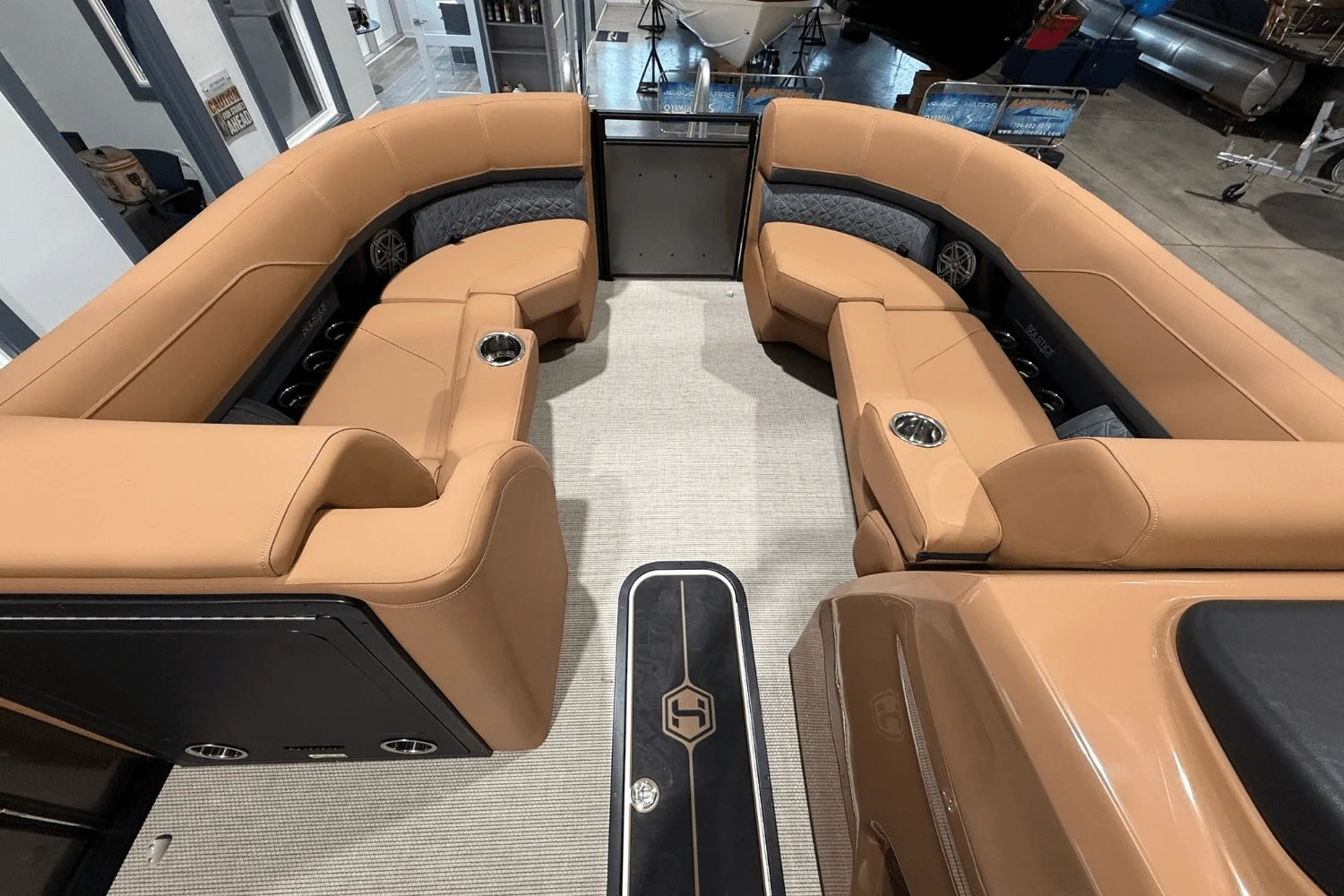 2025 Harris 230 Solstice Image Thumbnail #25