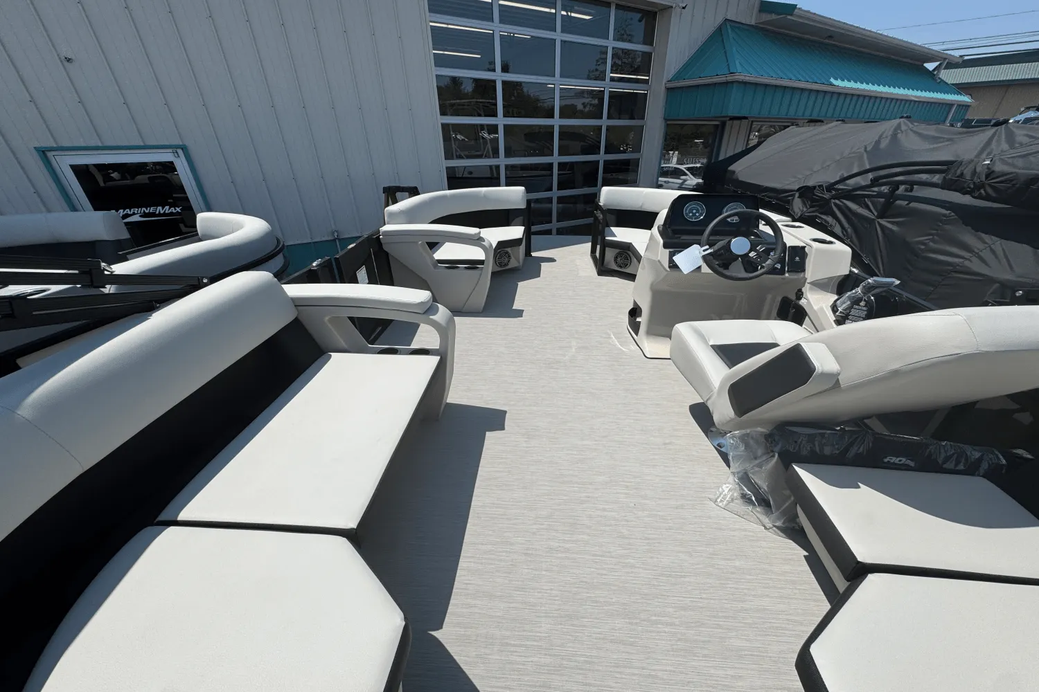 2025 Harris 210 Breeze Image Thumbnail #25