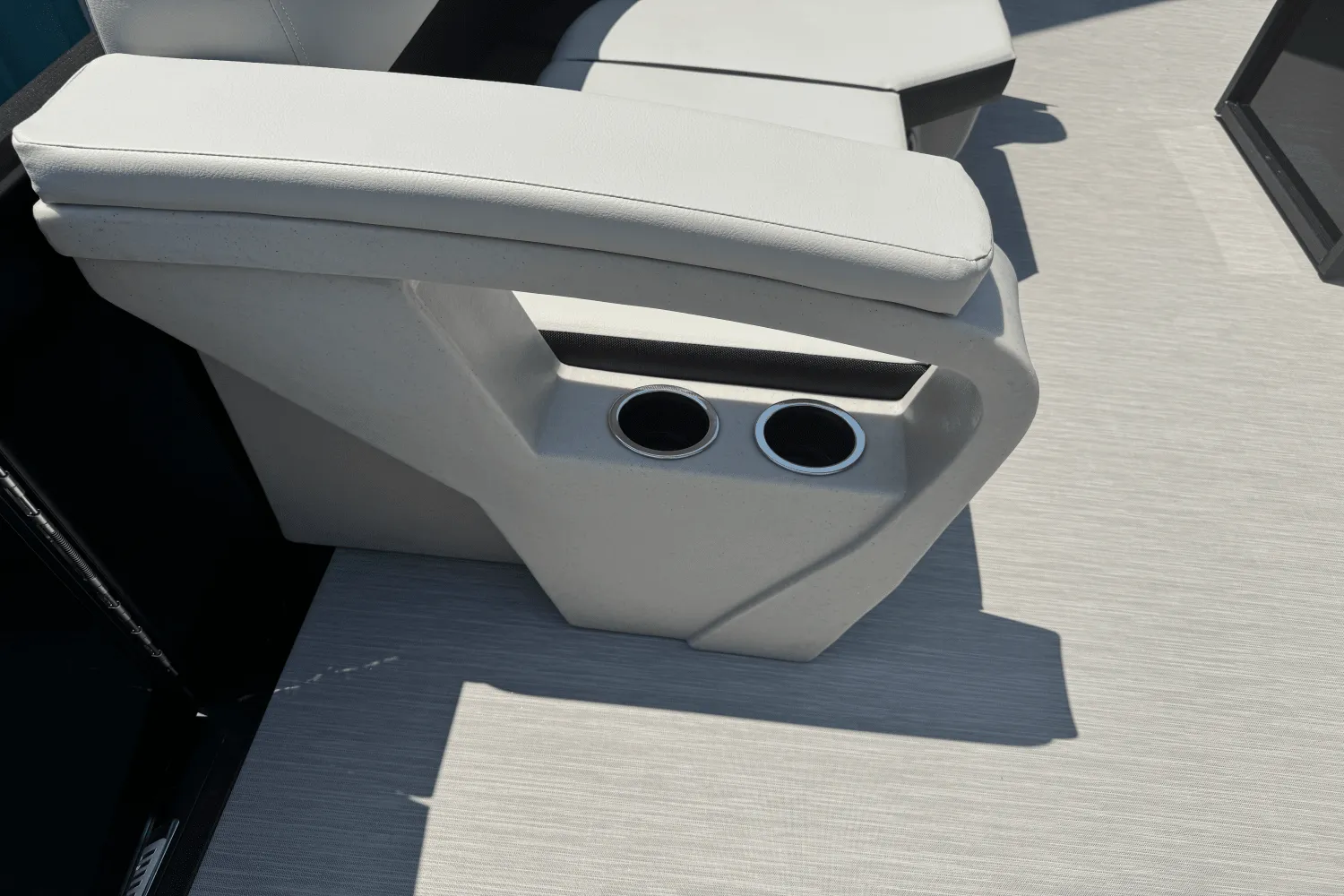 2025 Harris 210 Breeze Image Thumbnail #37
