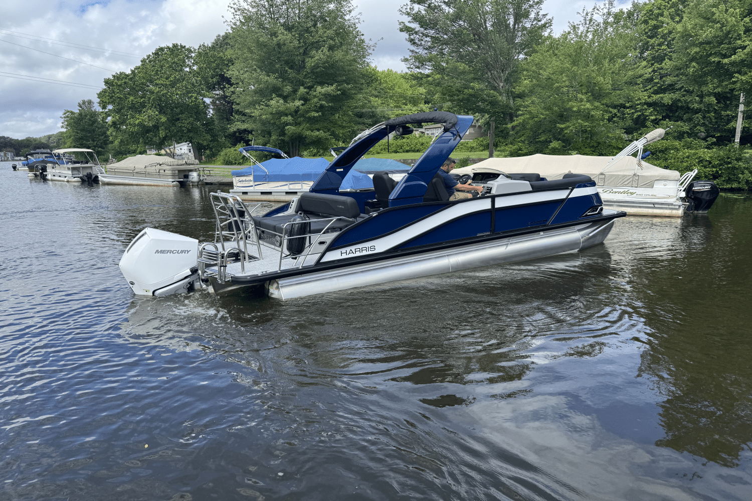 2025 Harris 230 Grand Mariner Image Thumbnail #19