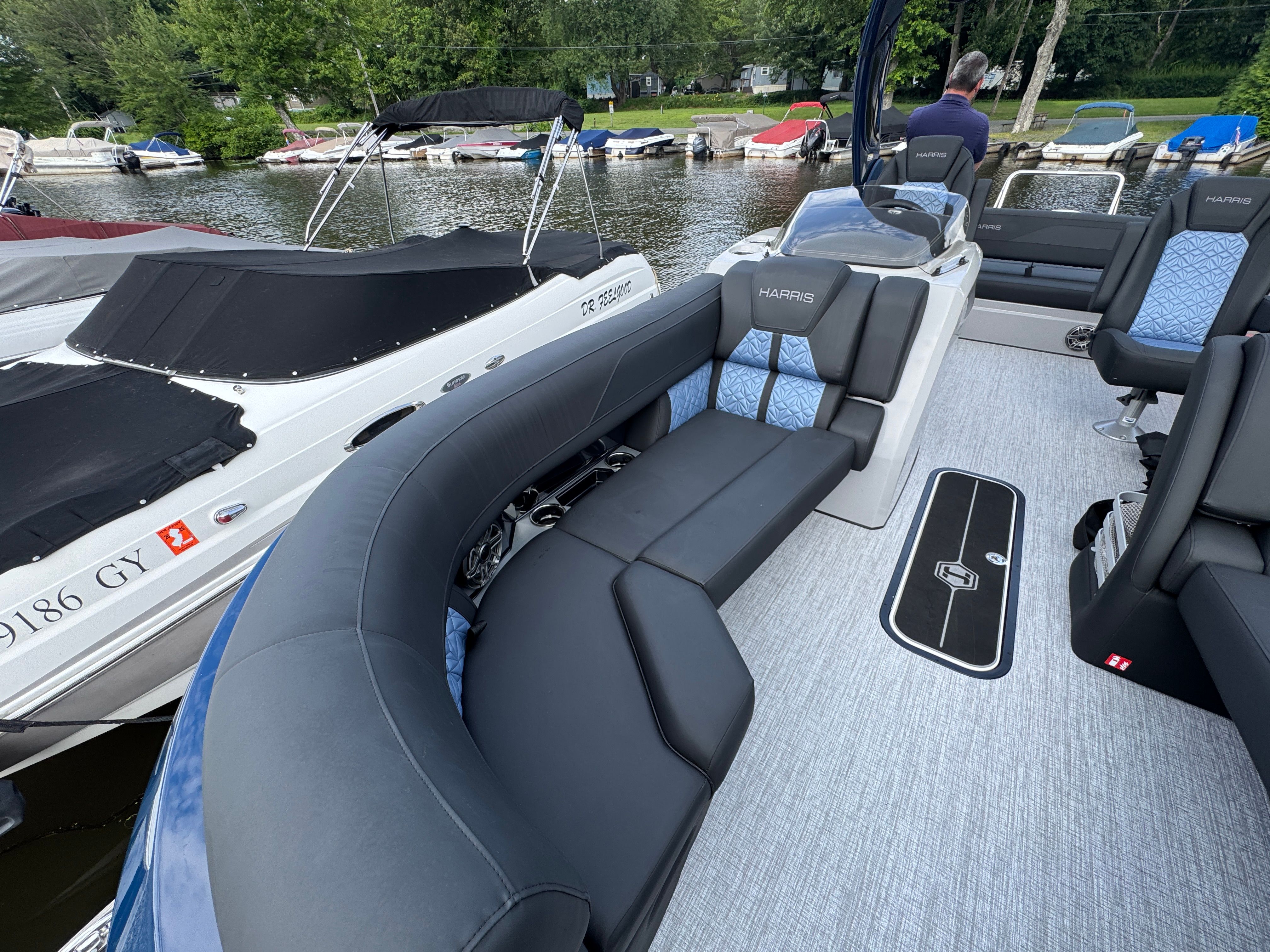 2025 Harris 230 Grand Mariner Image Thumbnail #11