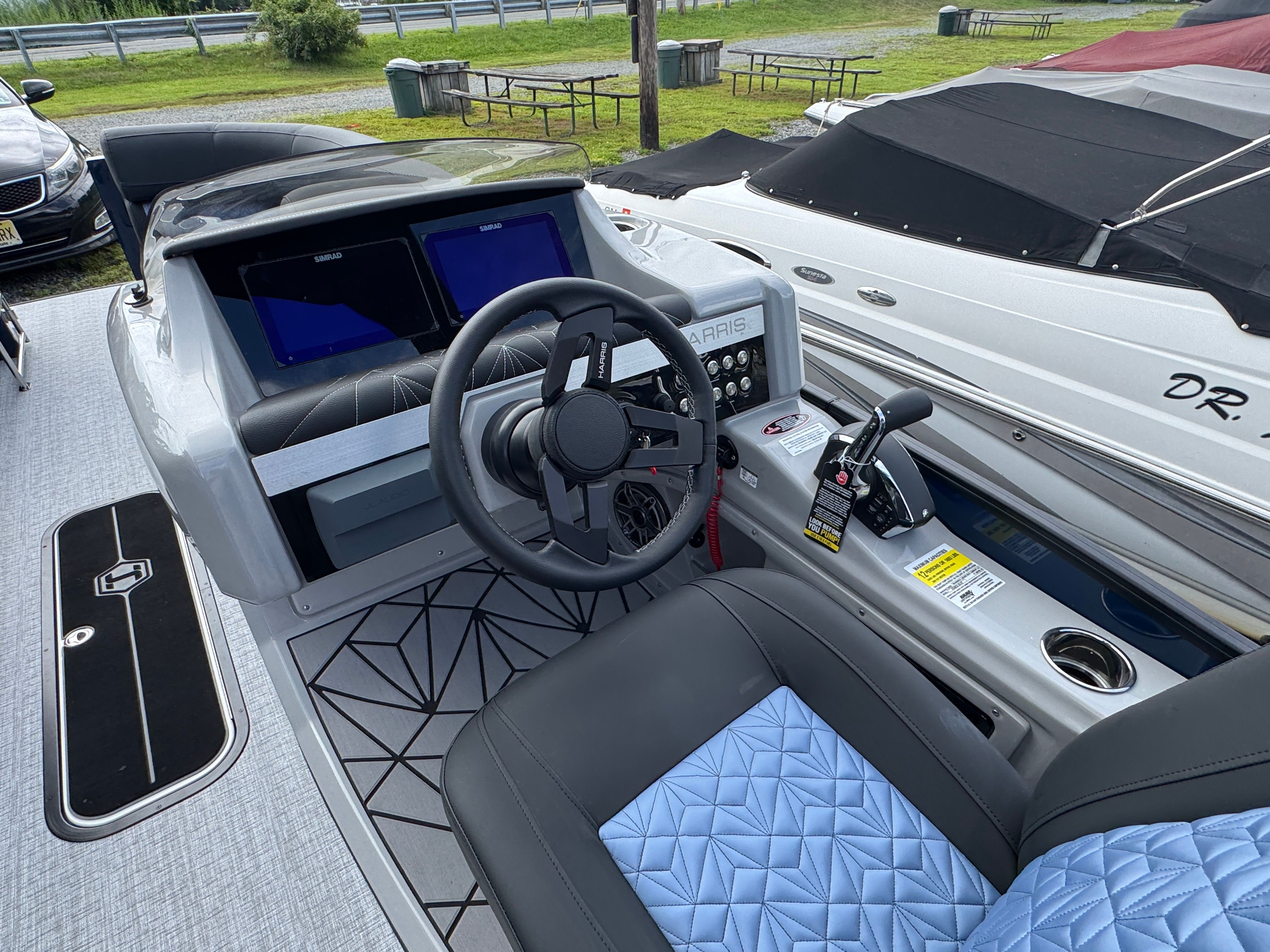 2025 Harris 230 Grand Mariner Image Thumbnail #25