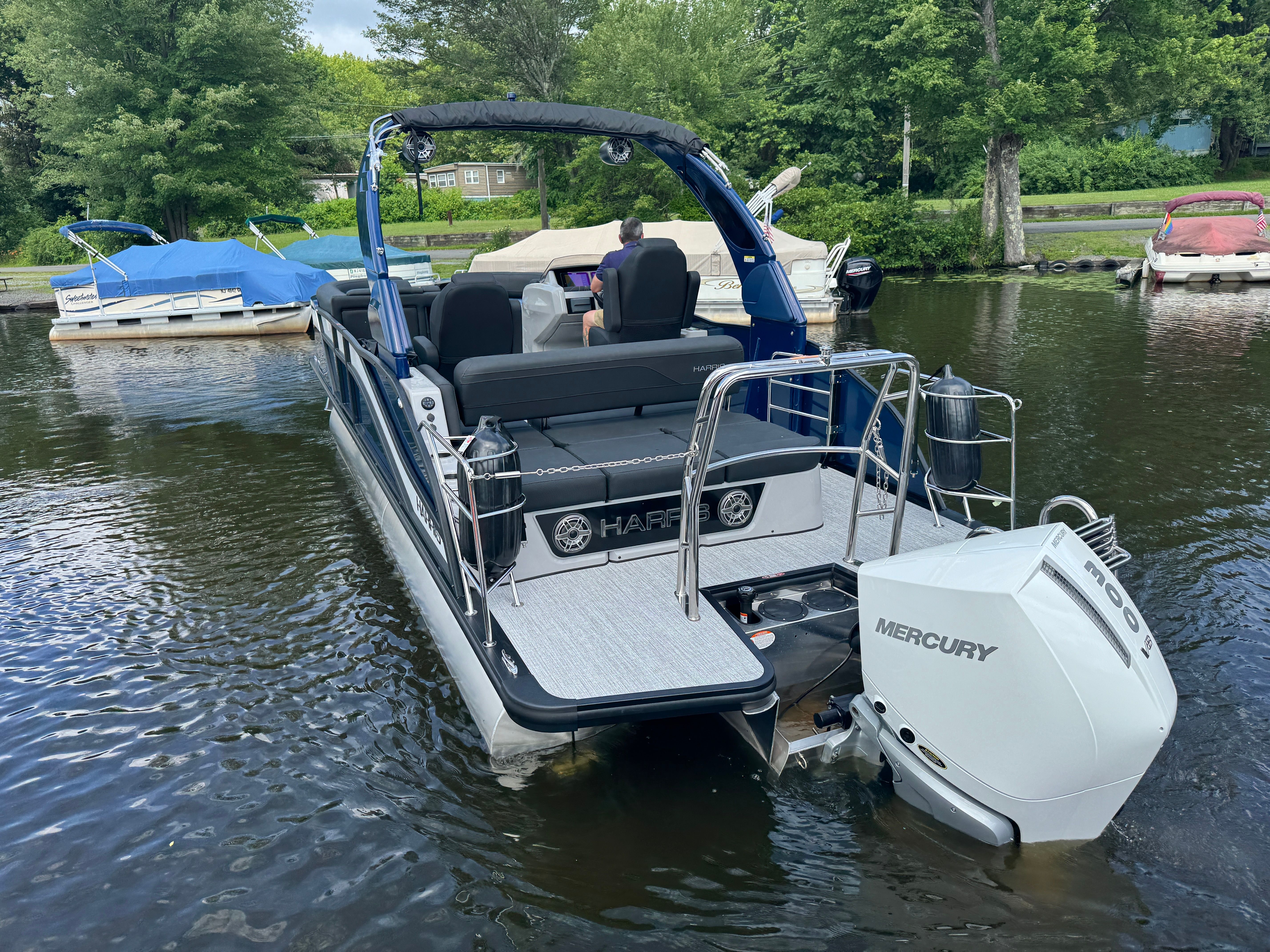 2025 Harris 230 Grand Mariner Image Thumbnail #6