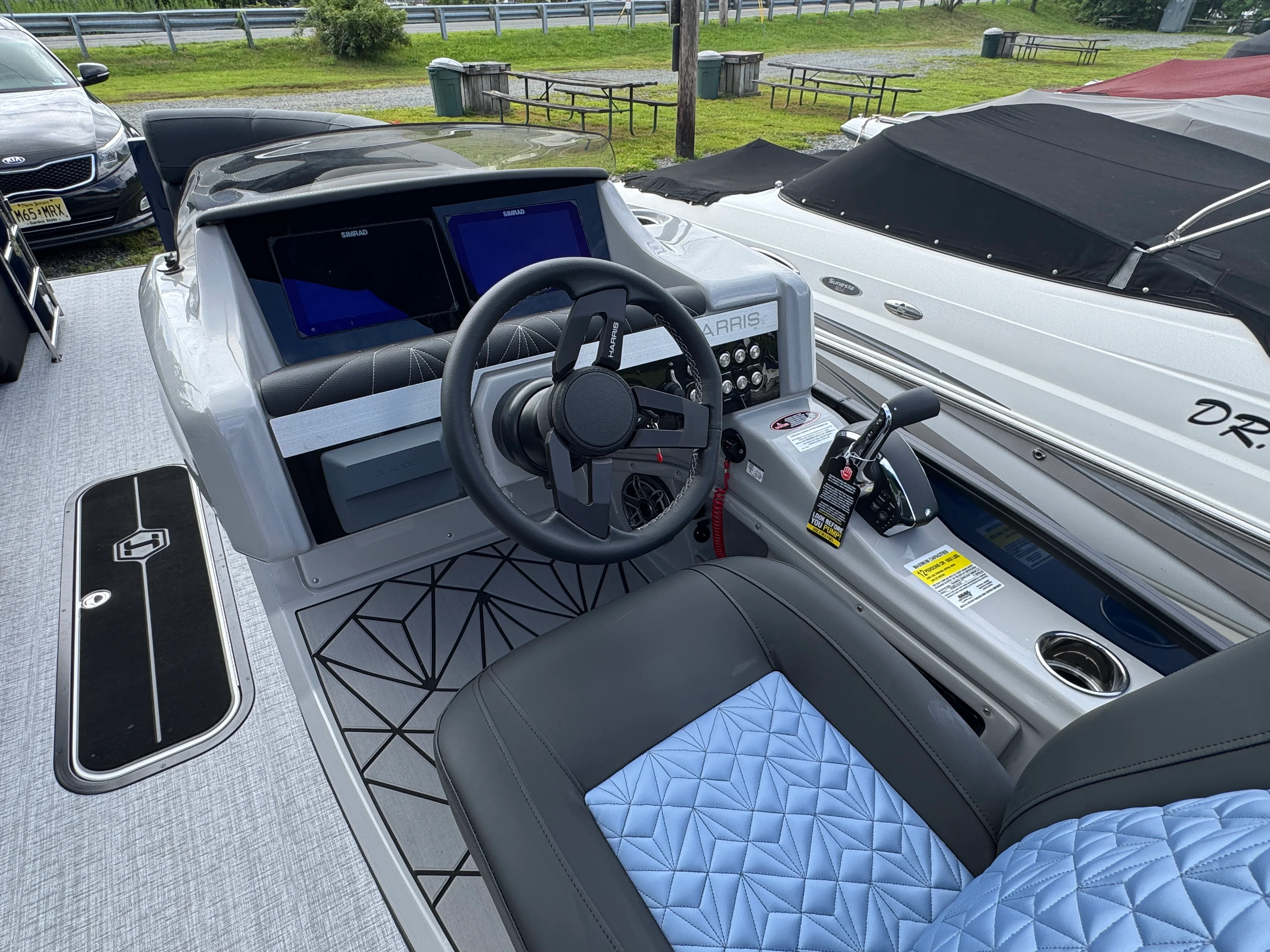 2025 Harris 230 Grand Mariner Image Thumbnail #24