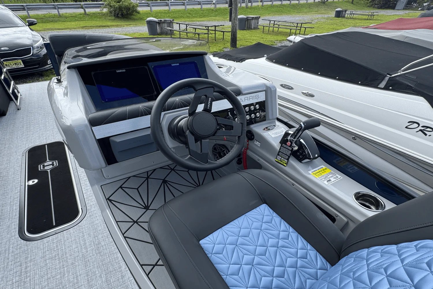 2025 Harris 230 Grand Mariner Image Thumbnail #18