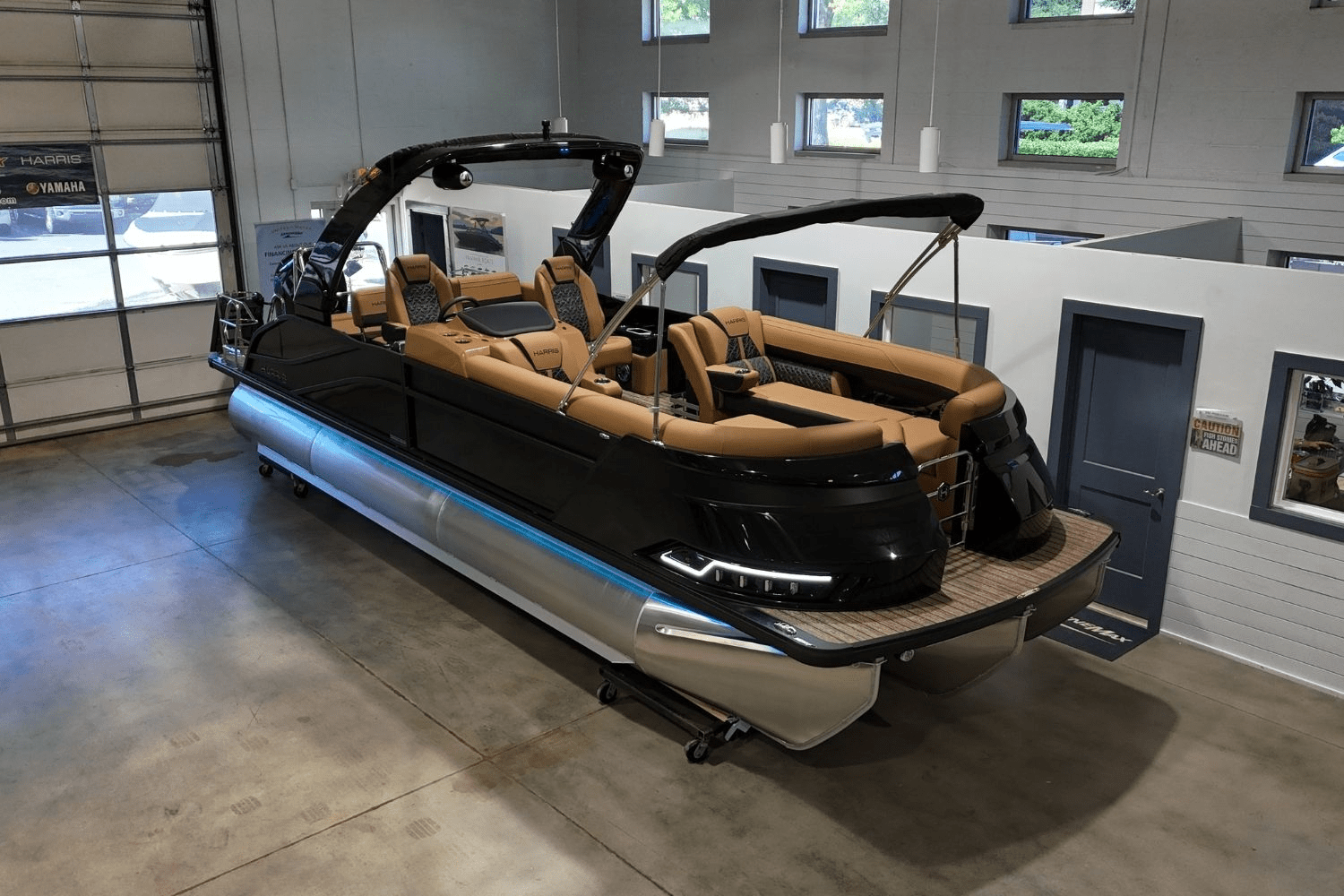 2025 Harris Grand Mariner 250 Image Thumbnail #2