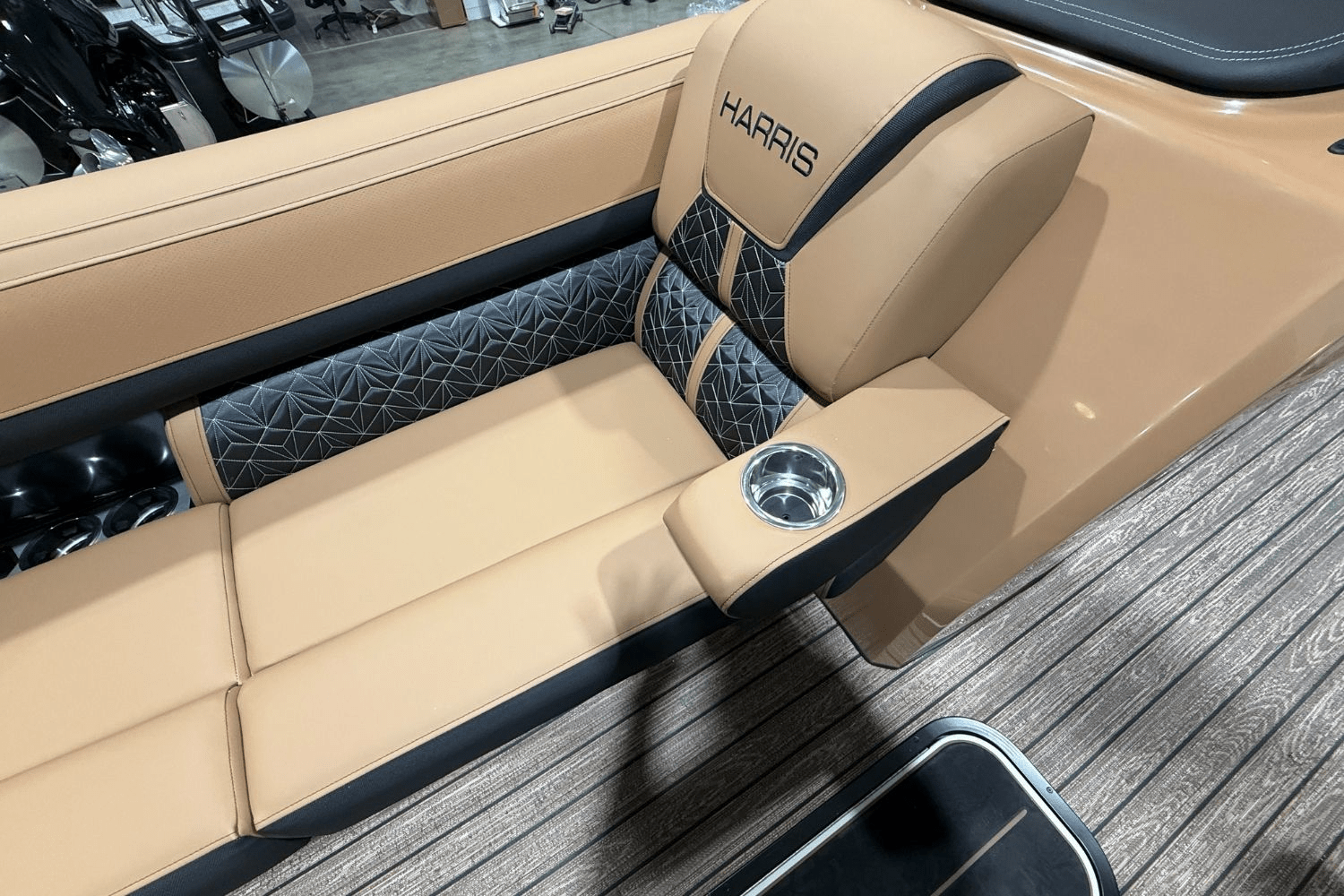 2025 Harris Grand Mariner 250 Image Thumbnail #35