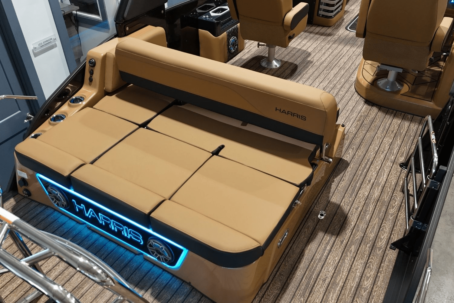 2025 Harris Grand Mariner 250 Image Thumbnail #11