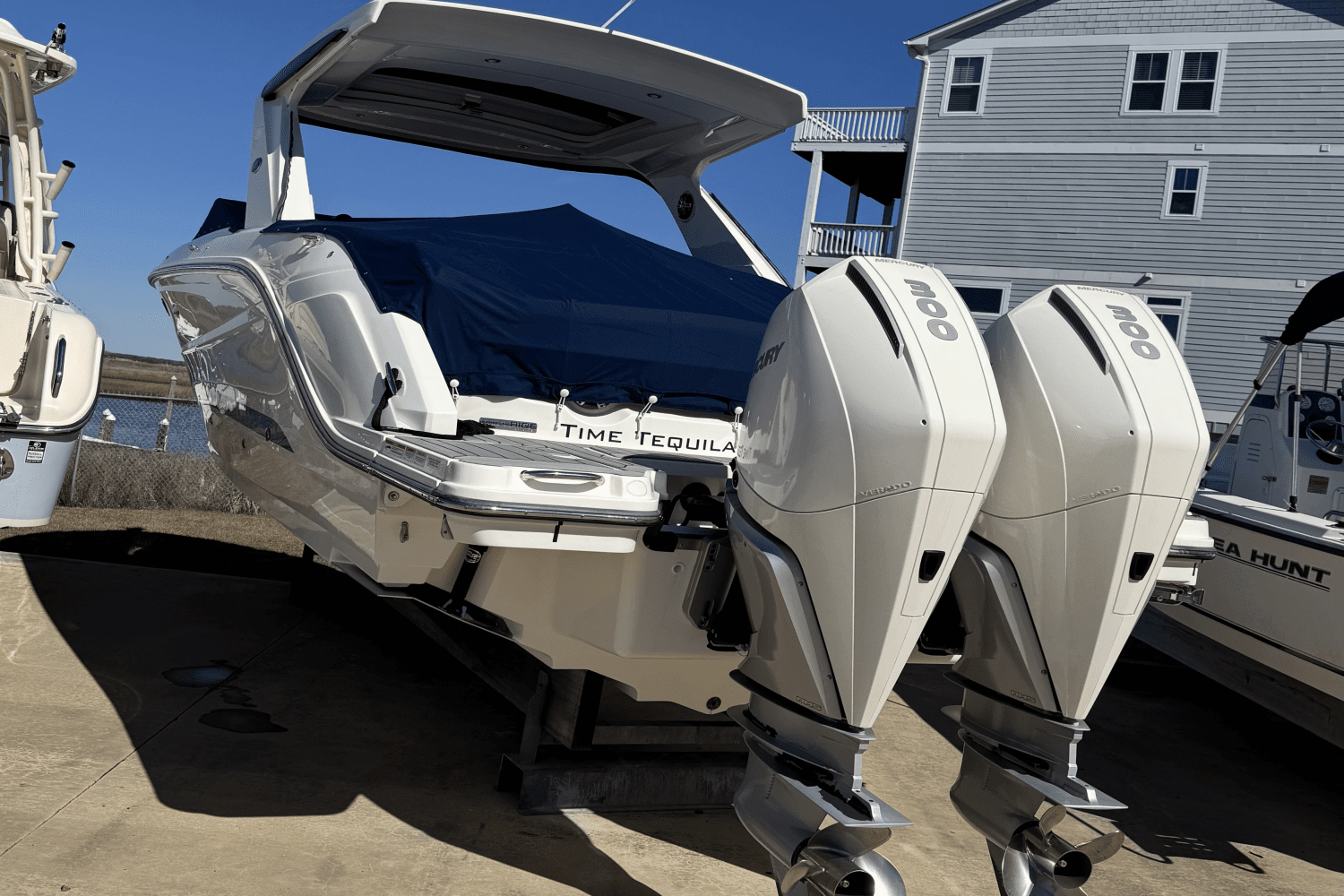 2022 Sea Ray 310 SLX OUTBOARD Image Thumbnail #1