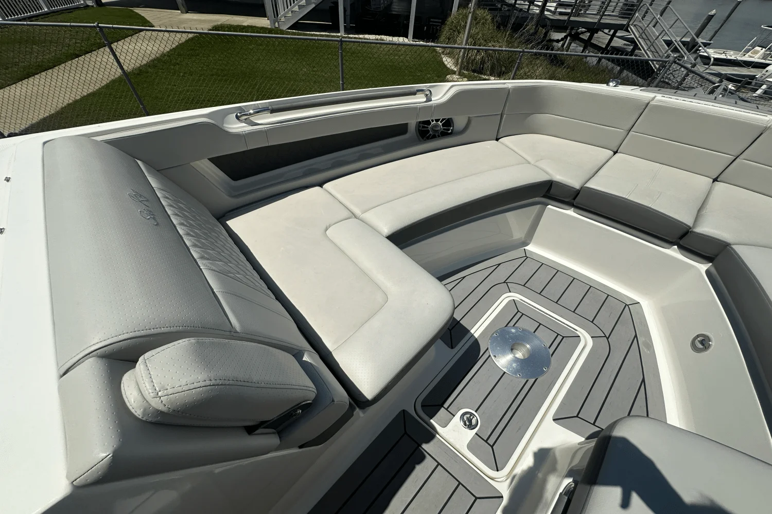 2022 Sea Ray 310 SLX OUTBOARD Image Thumbnail #21