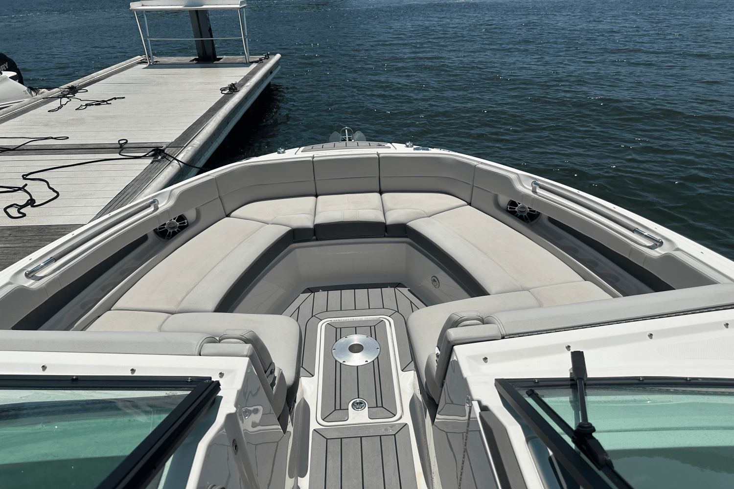 2022 Sea Ray 310 SLX OUTBOARD Image Thumbnail #10