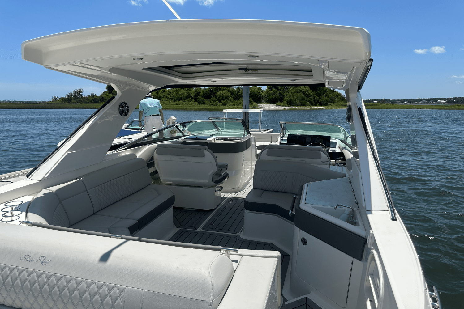 2022 Sea Ray 310 SLX OUTBOARD Image Thumbnail #9