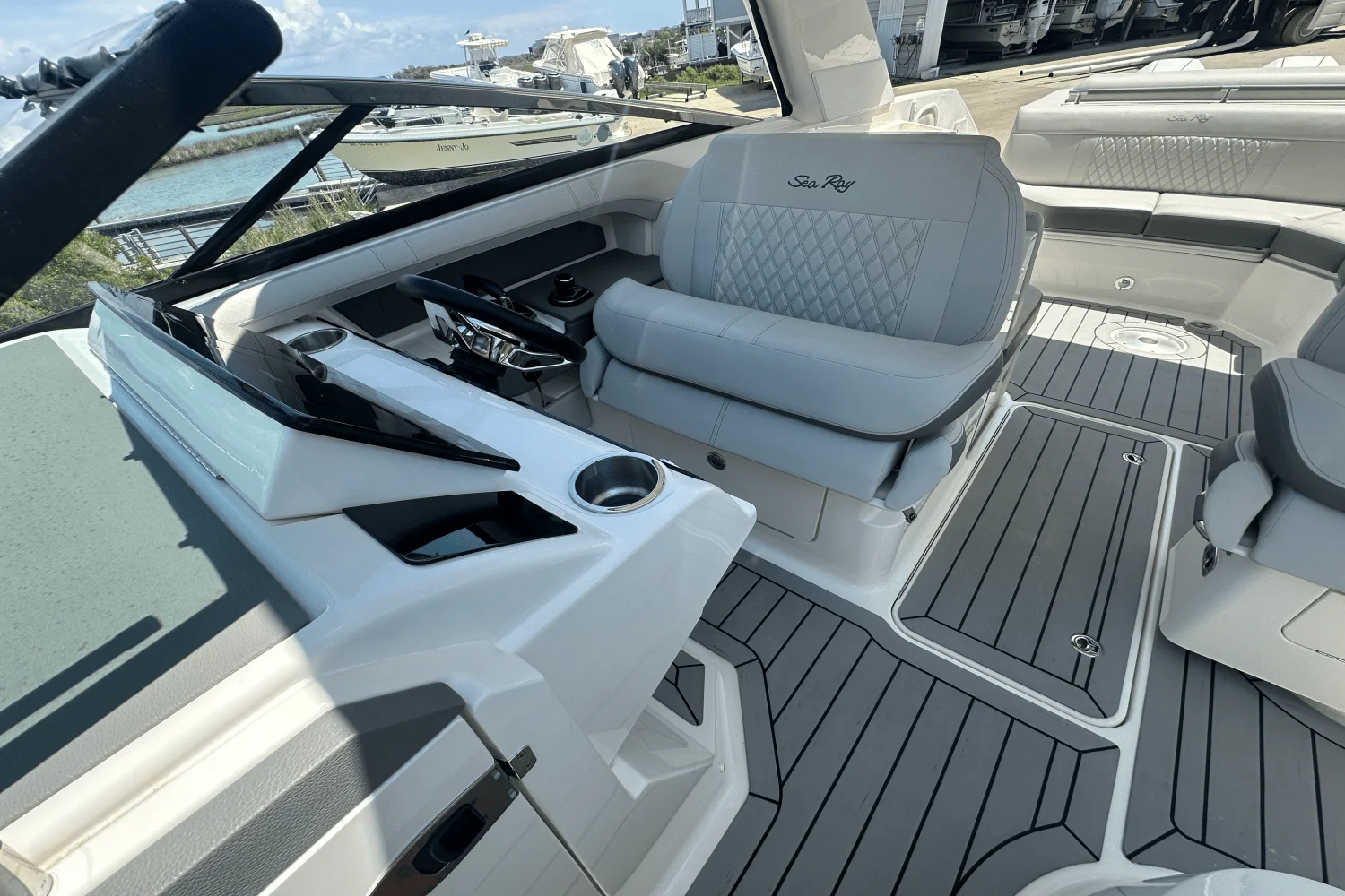 2022 Sea Ray 310 SLX OUTBOARD Image Thumbnail #25