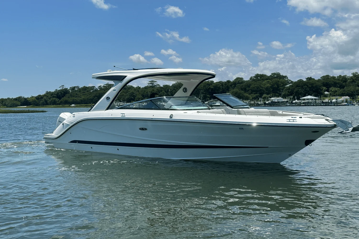 2022 Sea Ray 310 SLX OUTBOARD Image Thumbnail #2