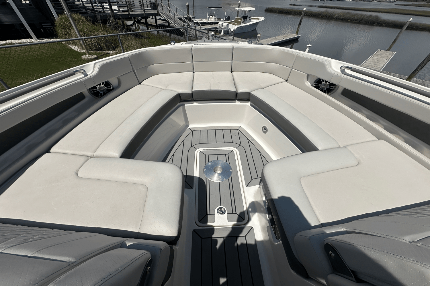 2022 Sea Ray 310 SLX OUTBOARD Image Thumbnail #22