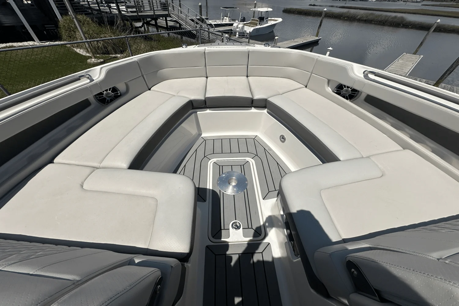 2022 Sea Ray 310 SLX OUTBOARD Image Thumbnail #22