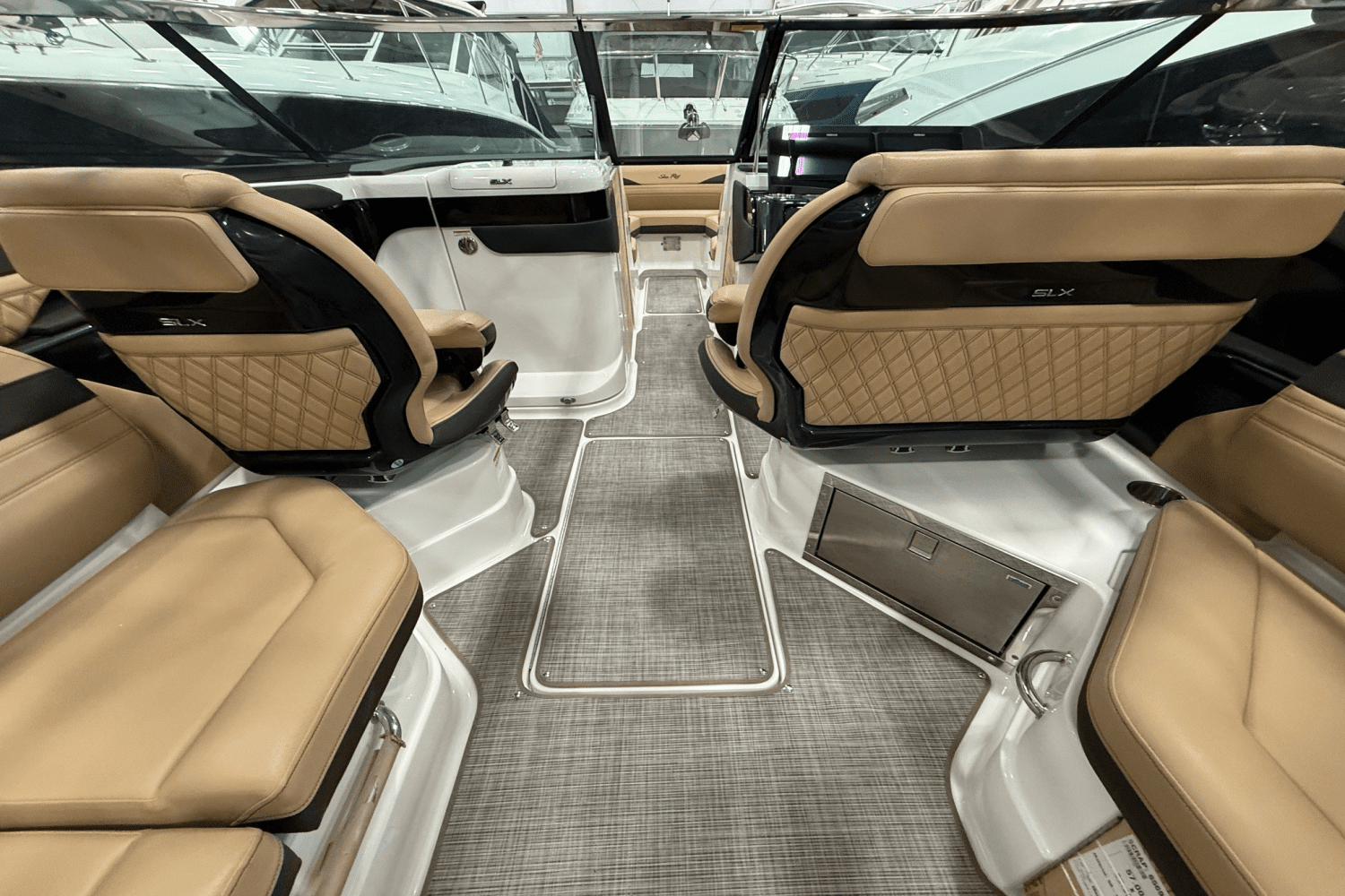 2025 Sea Ray
                                                             280 SLXO Image Thumbnail #5
