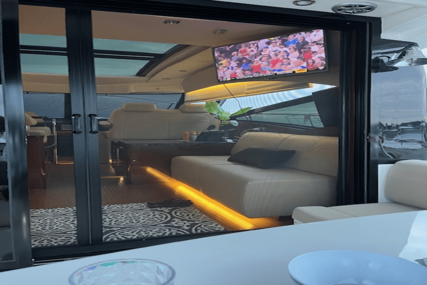 2015 Sea Ray 470 SUNDANCER Image Thumbnail #8