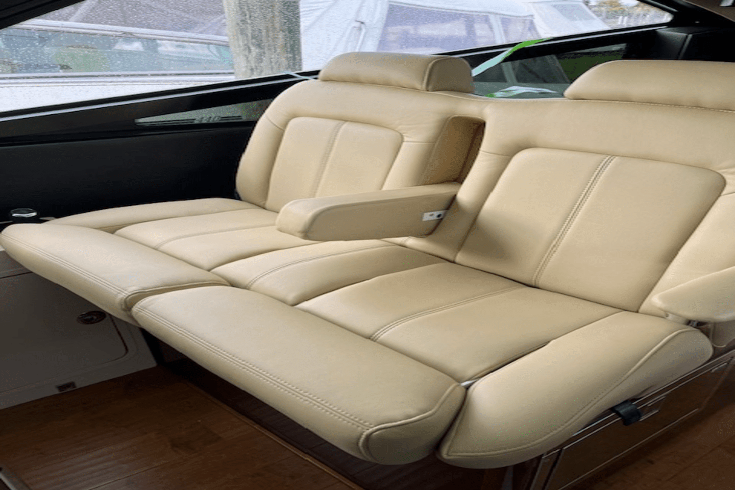 2015 Sea Ray 470 SUNDANCER Image Thumbnail #15
