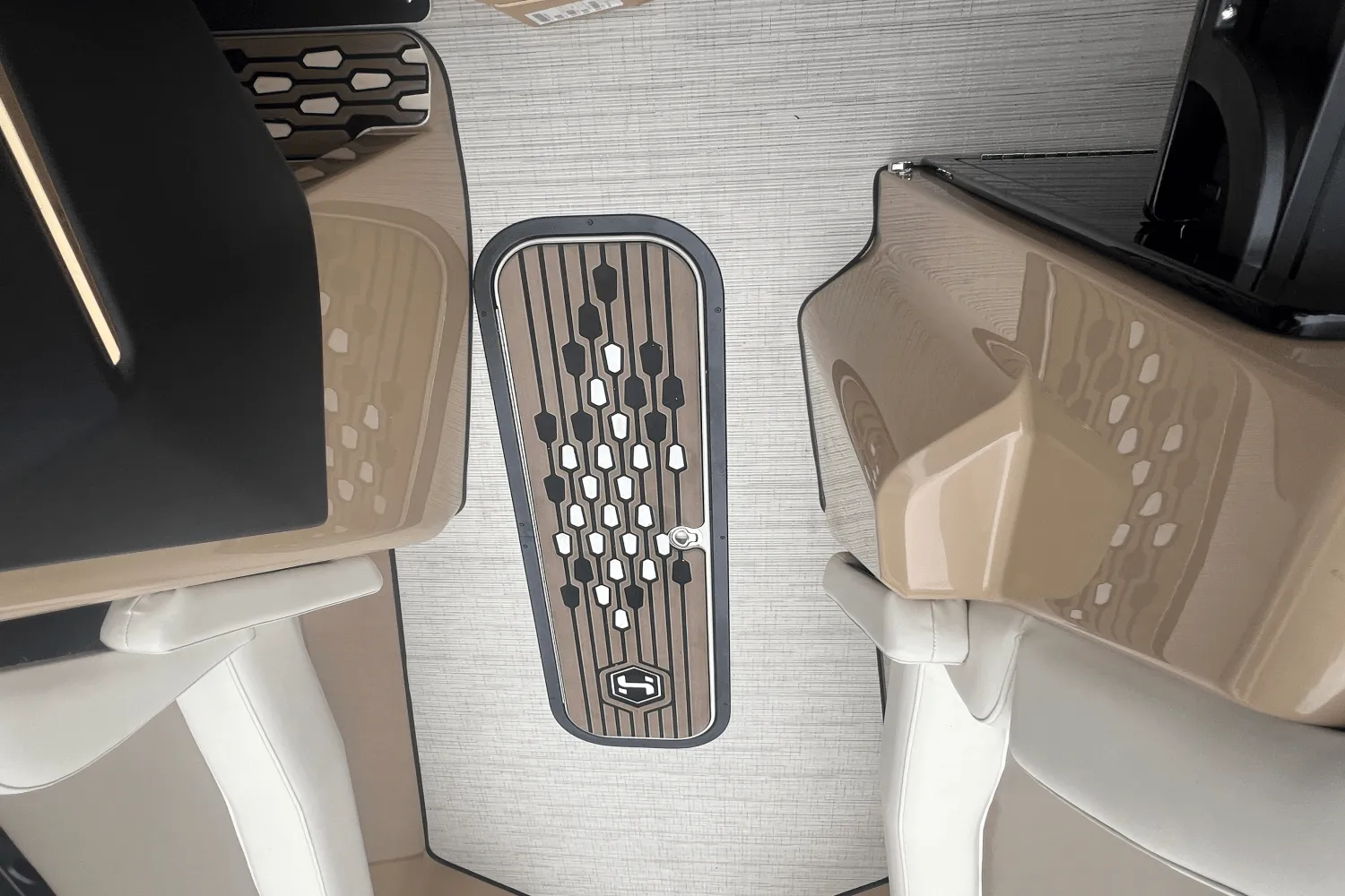 2025 Harris 250 Crowne Image Thumbnail #10