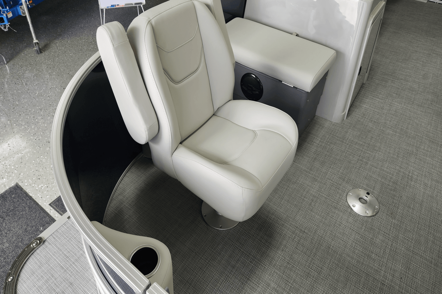 2025 Sylvan MIRAGE 8520 Image Thumbnail #12